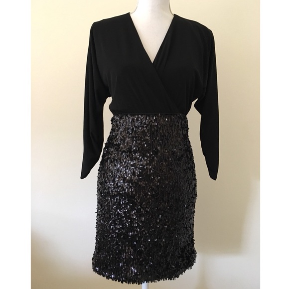 Laundry By Shelli Segal Dresses & Skirts - NWOT Laundry sequin dress